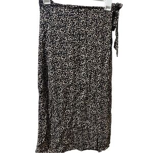 Urban Romantics Black and Beige Midi Wrap Skirt